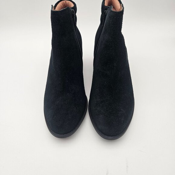 Vionic Jessie Black Suede Ankle Boot Block Heel Womens Sz 6 NEW - Picture 2 of 9